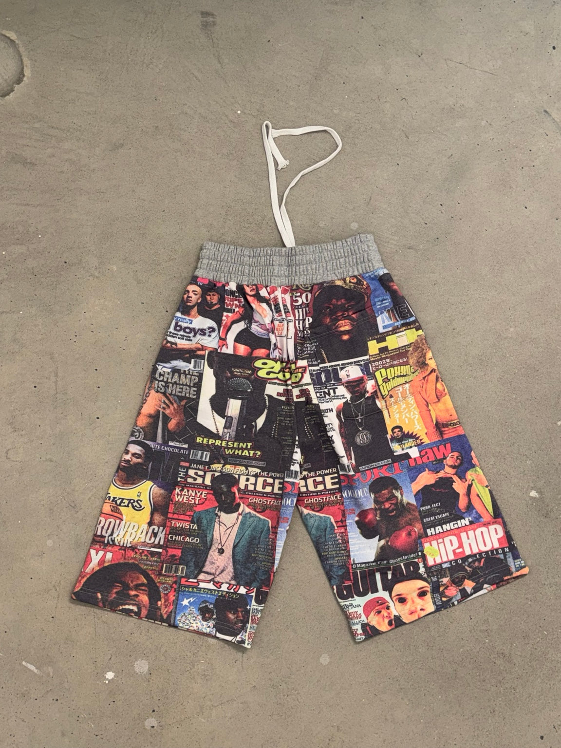 Misguided Paradise 3/4 Magazine Shorts back view